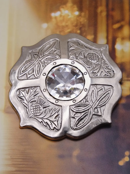 Vintage YSL Yves Saint Laurent Rive Gauche Scottish Thistle large brooch | on slownessVintage YSL Yves Saint Laurent Rive Gauche Scottish Thistle large brooch | on slowness