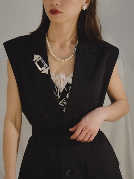 Pre-owned vintage Christian Dior silver bar brooch | on slowness