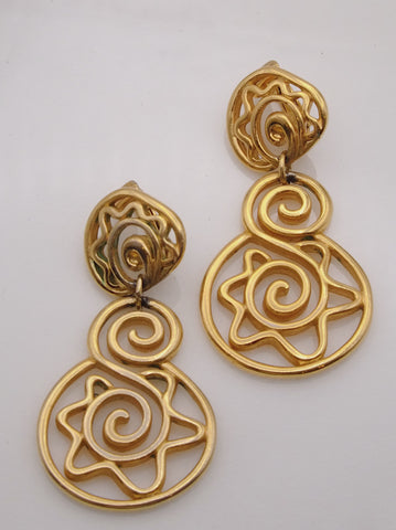 Statement vintage arty golden drop earrings | on slowness